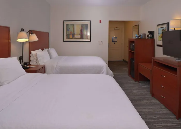 Hampton Inn And Suites Bakersfield North-Airport