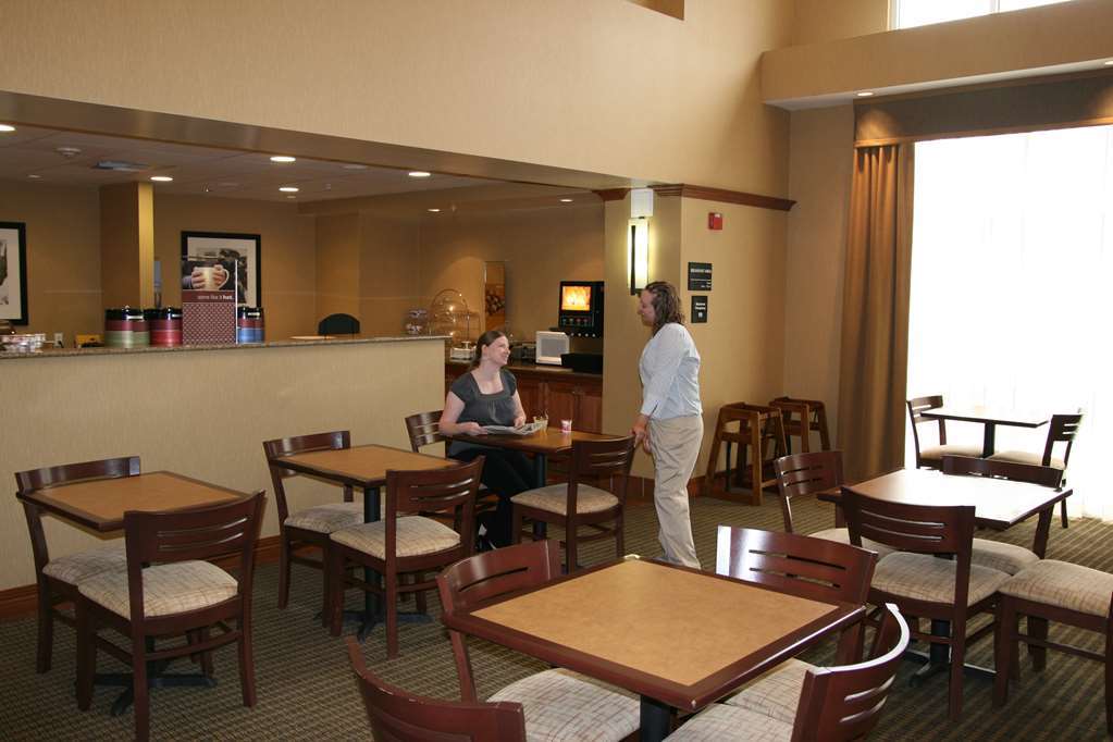 Hampton And North-airport 3*