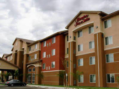 Hotel Hampton And North-airport